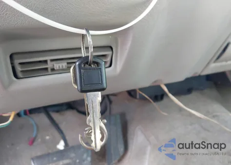 1996 Chevrolet Gmt-400 C1500 z USA, uszkodzony, nr VIN 2GCEC19R3T1200559